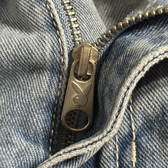 PLAYBOY Size 3 Juniors Relaxed Jeans in Light Blue - Picture 4 of 7